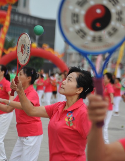 �D��-ȫ�\(y��n)��(hu��)����ڌ������΅^(q��)���f̫�O�����