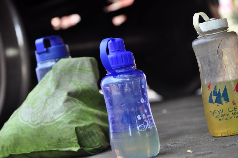 �ׂ�����ˮ�����o�o��վ�ڻ�܇߅�ϣ�ˮ���cë�����bж���˵Ļ�飬Ҋ�C�����ĺ�ˮ������ �z.jpg