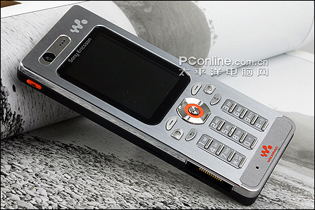 索愛W880評測