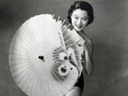 ����r����Ů����ˇ�g��