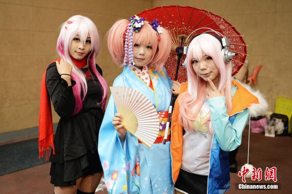 2��9����ǧ��������������ۺ����R���K�ݪ������w���^��������һ����������롱ͬ�˼�����չʾʢ�磬�����Ԃ������A��������COS��������˸��N��Ϥ�Ą������������ϬF(xi��n)��Live�����Ȼ����������[��������