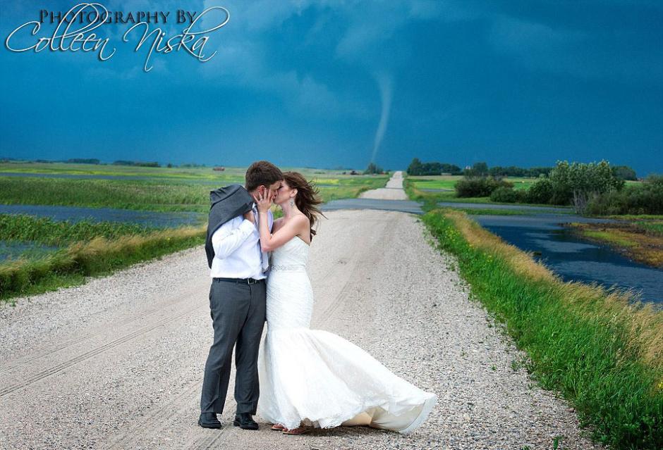��Ӣ����ÿ���]��7��6�Ո�������ô��_˹�ˏ؜�(Saskatchewan)�zӰ�����ա���˹��(Colleen Niska)��һ�������Ĕz�鼆�Օr�ⲻ��֮�����L��һ��ͻ������������L��׌�@�������w���һ�ѽK���y���į���������