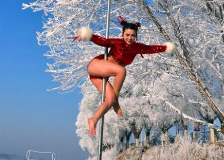 �ɻ�����Ů�����Ķ�ѝ����O��䓹���