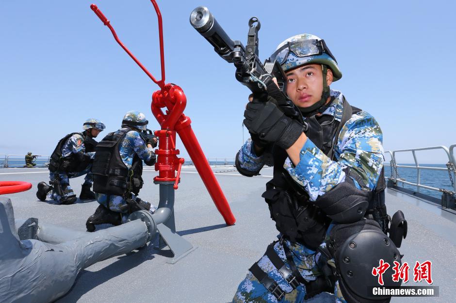 5��23�գ��Ї���܊�ؑ�꠆T��Сͧ������ȡ����ٳִ�������