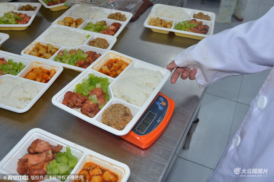 2015��12��25�����ɶ�����ͬ�ڴ��ӛ������܇�T�{�����S��һ�ײ˵ĺ��������ĵ����к������ȫ���yһ�˜ʣ���ԭ���M؛���ּӹ������ӹ��ͽ��ط�棬�������a���̺ܶ඼���əC�������ÿ������������_������