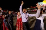 ��(d��ng)?sh��)ؕr(sh��)�g2017��4��15�գ����rƽ�����񱊅��Ӵ�Ҏ(gu��)ģȺ��o(j��)��ǰ��(gu��)���I(l��ng)��(d��o)�˽��ճ��Q��105���ꡣ