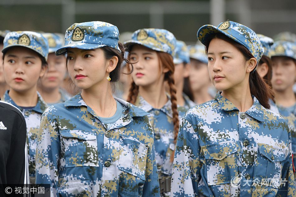 2017��9��27�գ��Ͼ�ˇ�g�WԺ2017�����������M��܊Ӗ����ȥ�t�y�Ĺ������܊�b܊Ӗ�Բ������y���ഺ�n���S̎��Ҋ���ֵ��һ�AһЦ���H�Ў׷����Ƿ�����