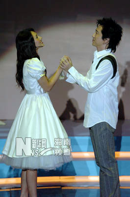 xinsrc_1011021221322812911416.jpg